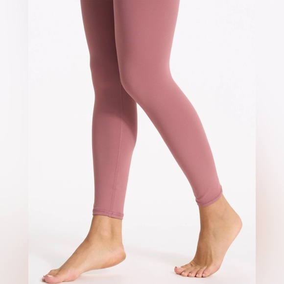 Vuori Rib Studio Legging Marsala Size Large NEW WITH TAGS - Picture 5 of 12
